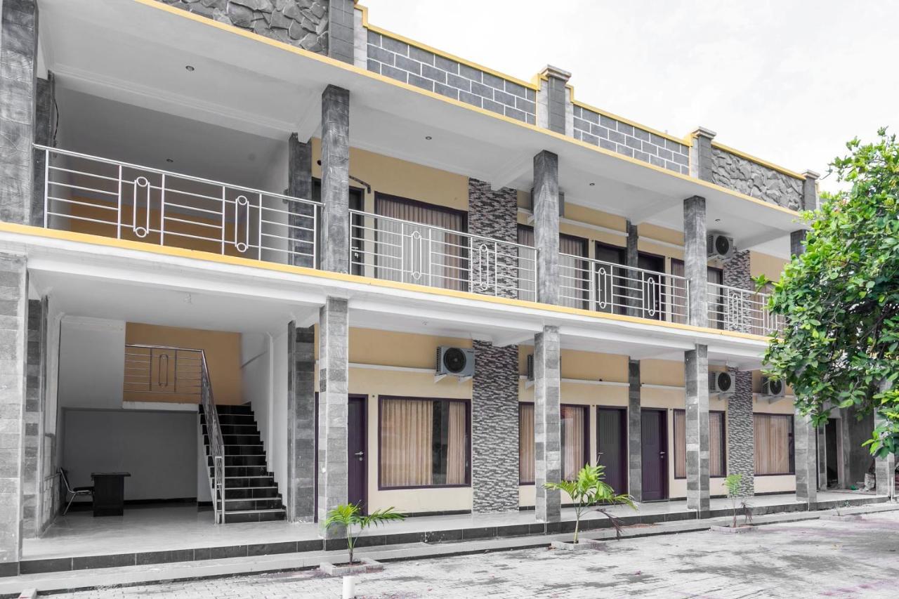 Oyo 3297 Bromo Residence Probolinggo Exterior photo